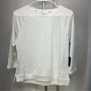 Belyn Key White Favorite Pullover Chalk color Xsmall